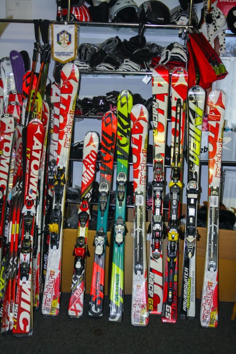 Schiuri noi si second hand - Centru Ski Novaci - 33